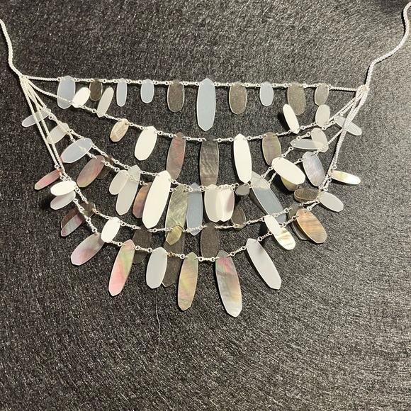 NWOT Kendra Scott Patricia Necklace - Picture 4 of 4